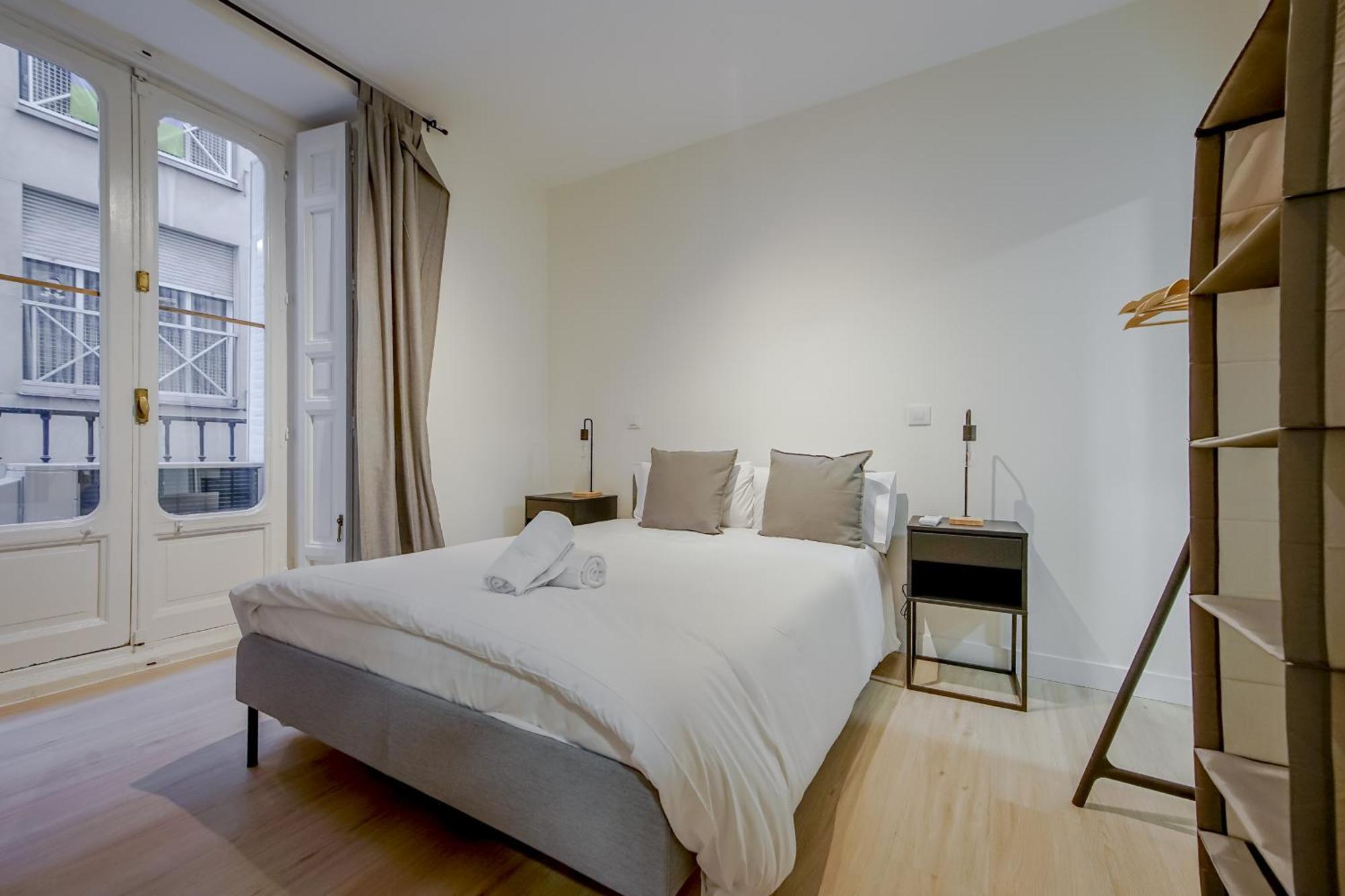 Cozy&New Apartment Para 6Pax En La Plaza De Tirso - Madrid E1 Exteriör bild