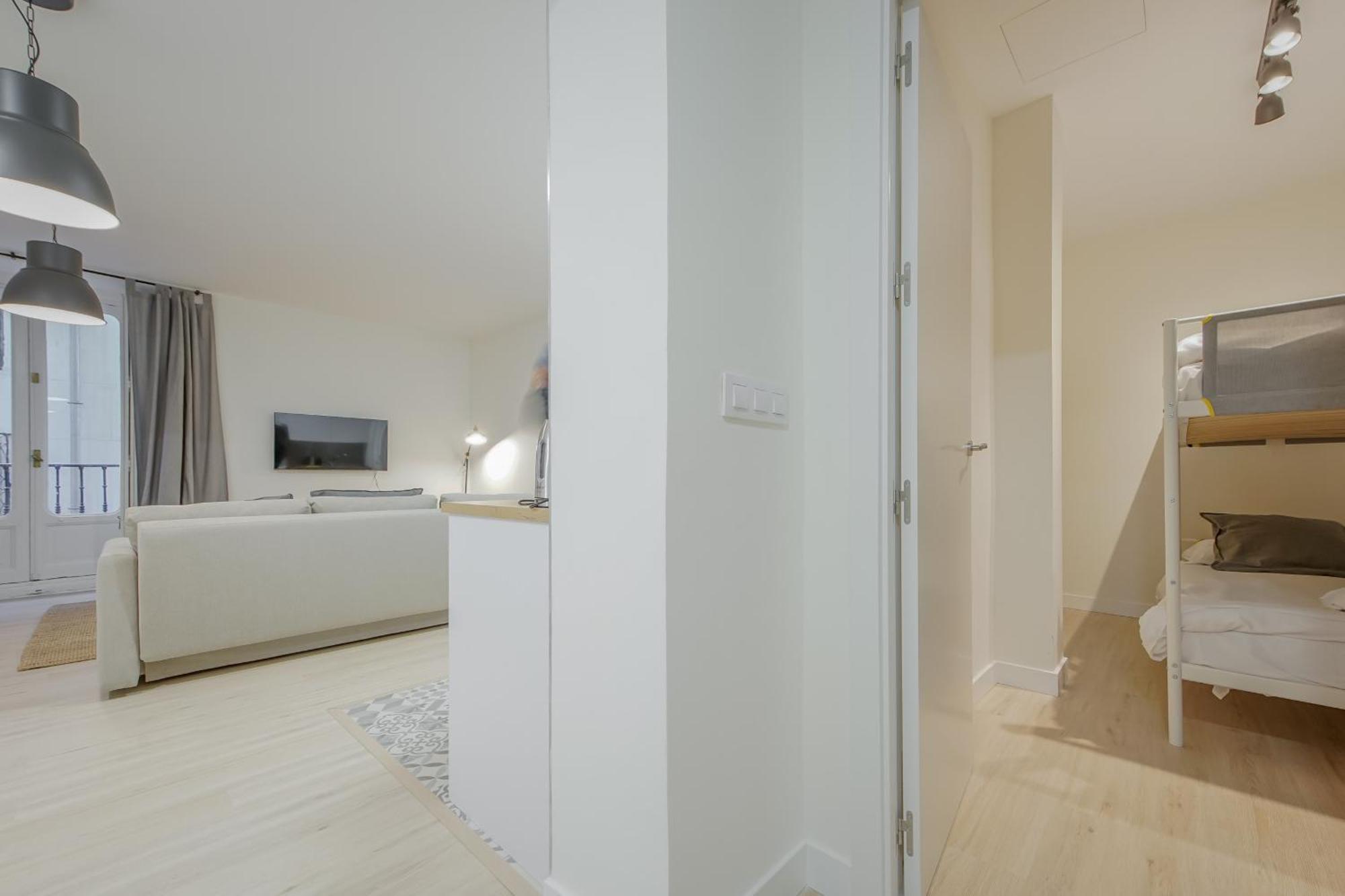 Cozy&New Apartment Para 6Pax En La Plaza De Tirso - Madrid E1 Exteriör bild