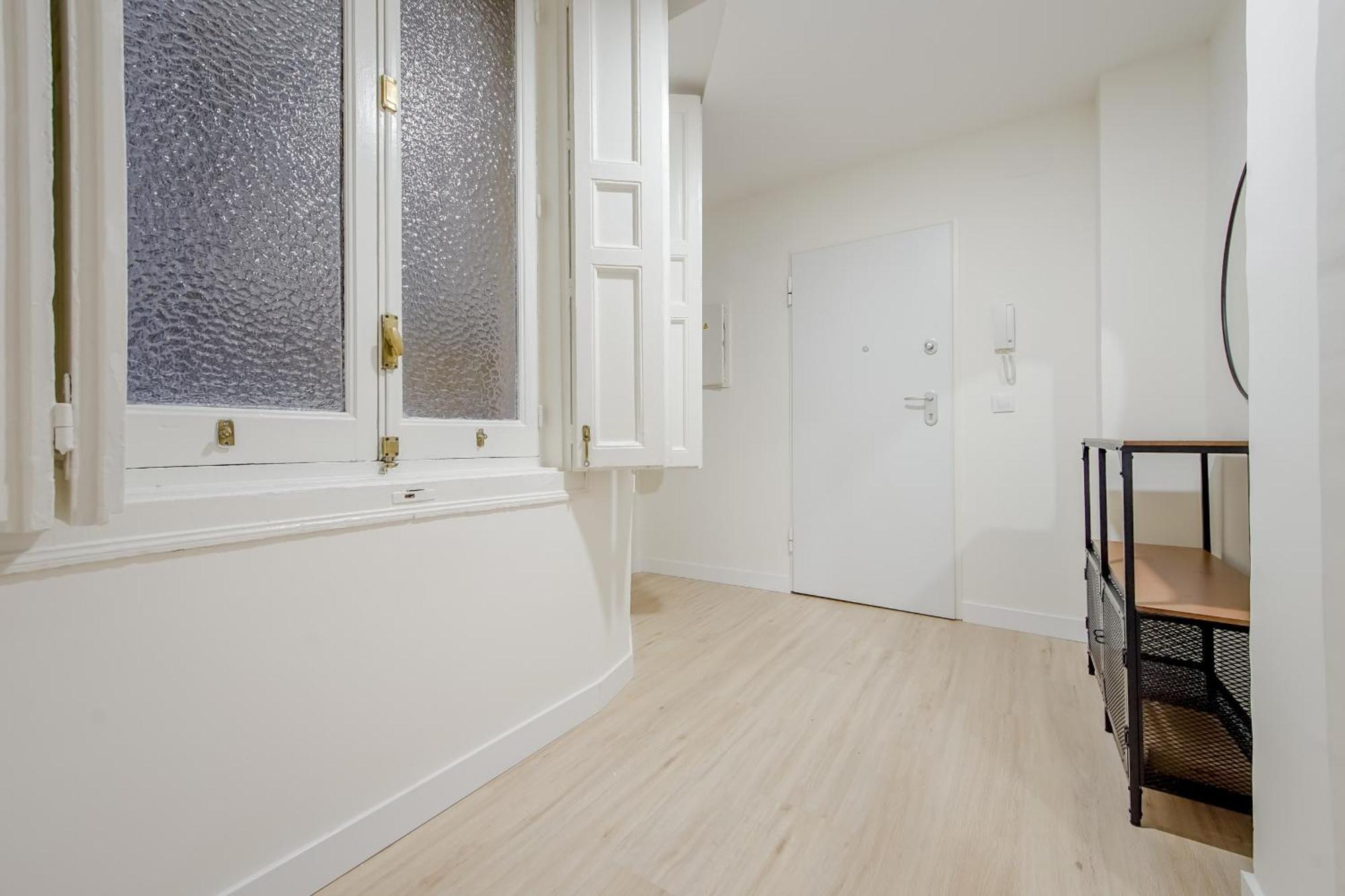 Cozy&New Apartment Para 6Pax En La Plaza De Tirso - Madrid E1 Exteriör bild