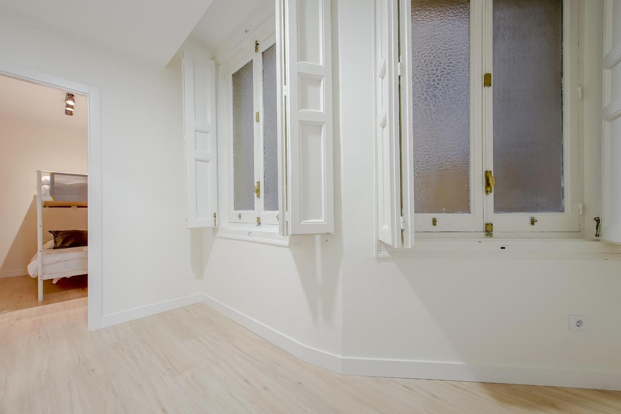 Cozy&New Apartment Para 6Pax En La Plaza De Tirso - Madrid E1 Exteriör bild