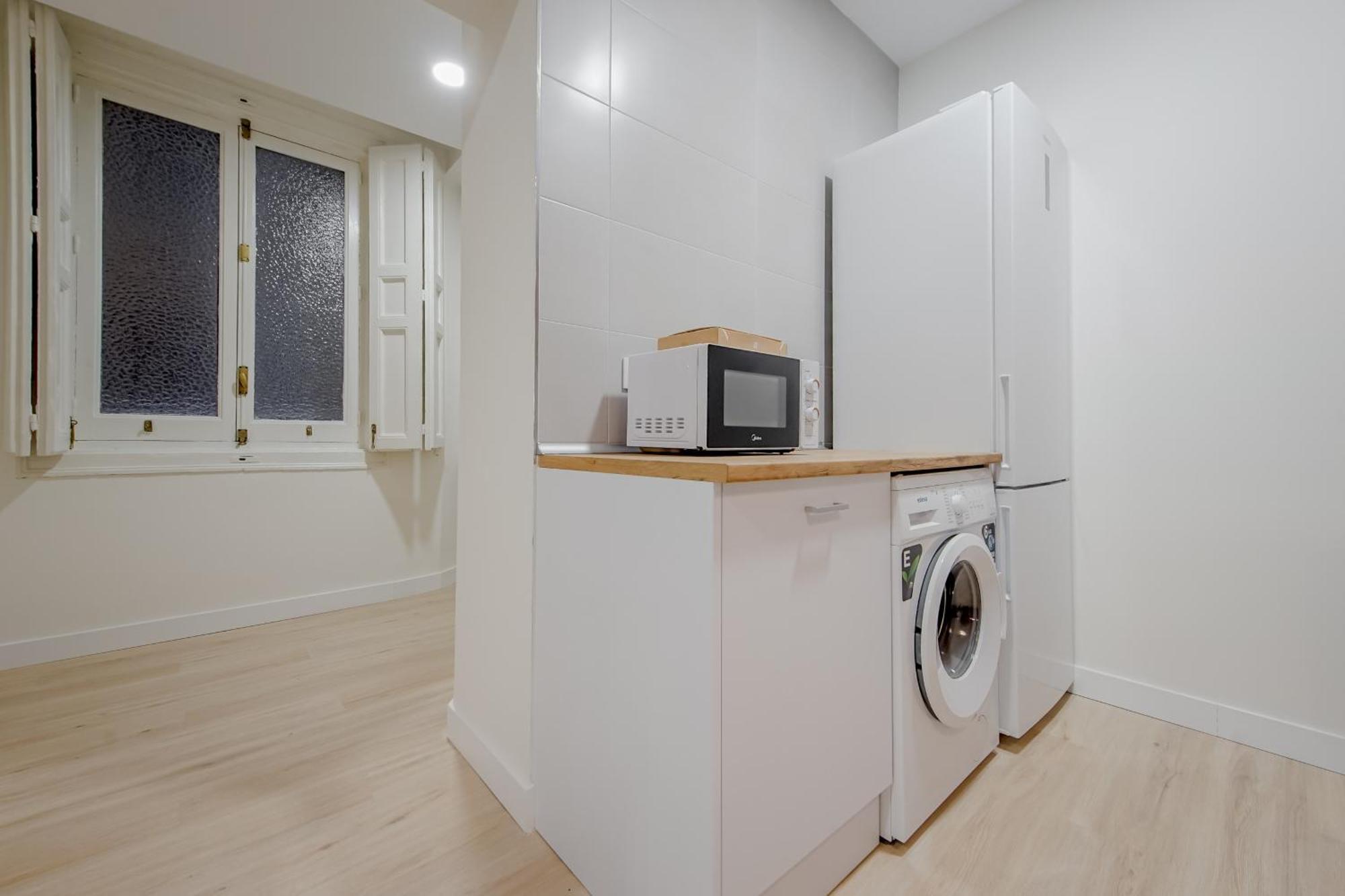 Cozy&New Apartment Para 6Pax En La Plaza De Tirso - Madrid E1 Exteriör bild