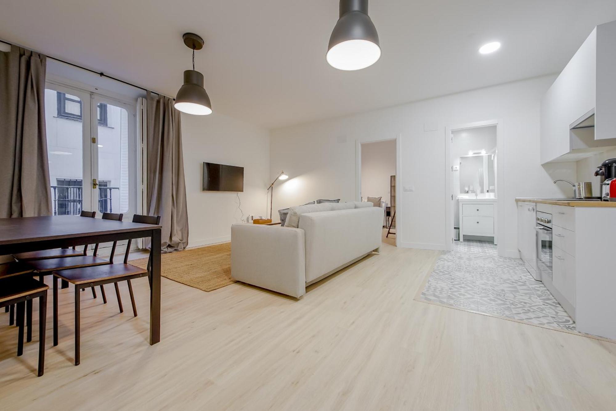 Cozy&New Apartment Para 6Pax En La Plaza De Tirso - Madrid E1 Exteriör bild